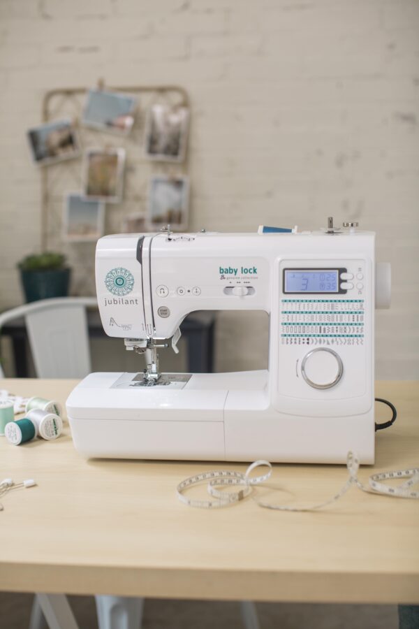 Advanced bobbin system Baby Lock Jubilant Sewing Machine