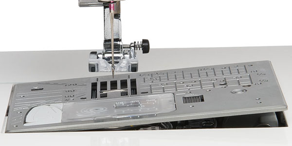 Janome Continental M6 quilting machine for quilt edging details