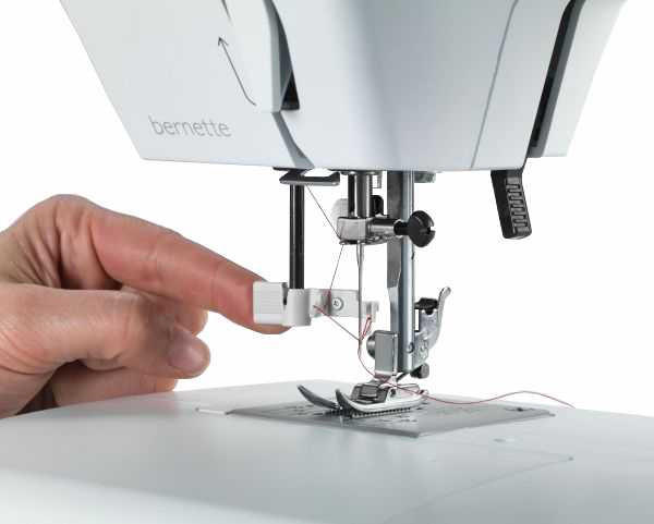 Bernette B33 perfect for home sewing beginners