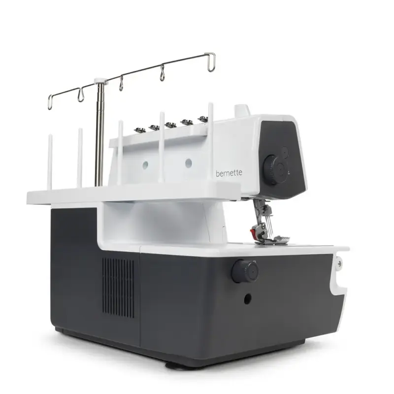 Precision control in Bernette 44 FUNLOCK for detailed work