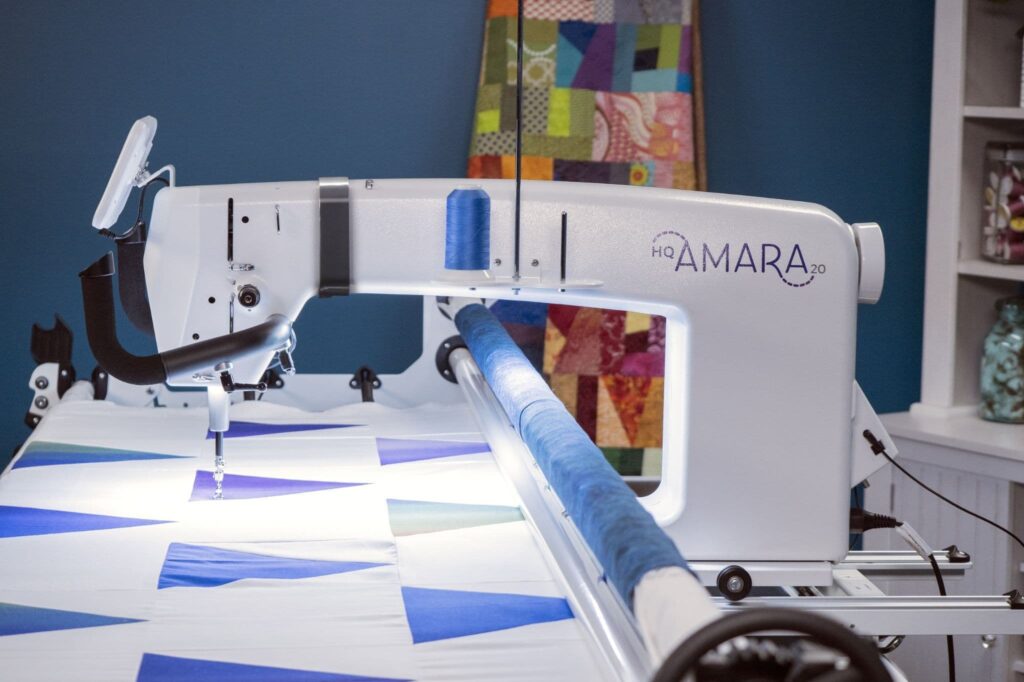 Flexible quilting options Handi Quilter Amara ST