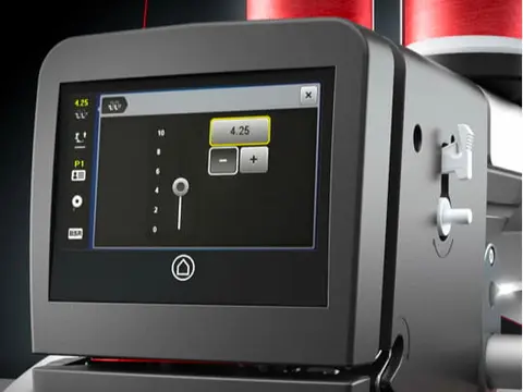 From simple to complex quilting, Bernina Q16 excels