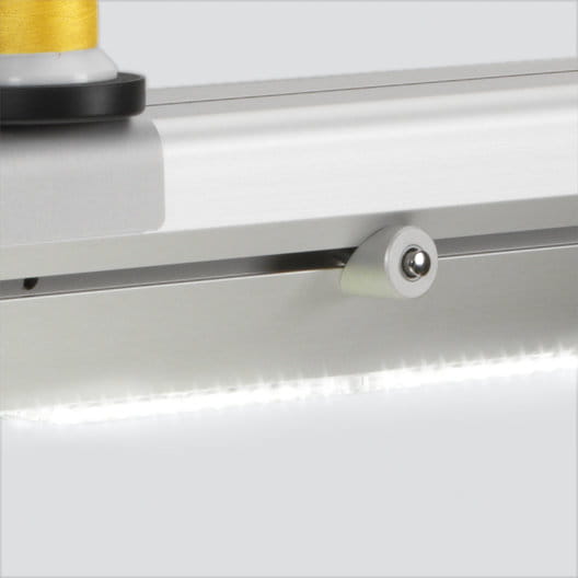 Utilize versatile quilting tools provided with Bernina Q16