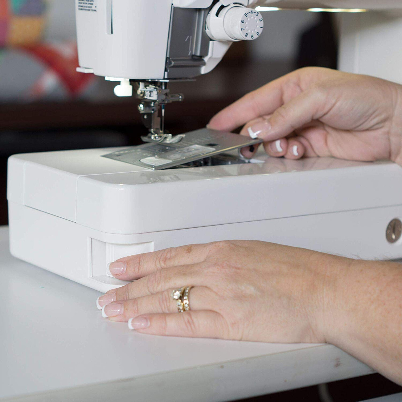 Janome Memory Craft 6650 - Sewing Machine