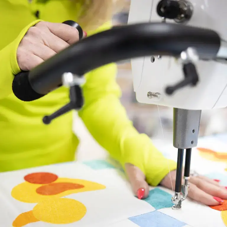 buy Handi Quilter Amara 20 Longarm Quilting Machine available quilting projects machine online