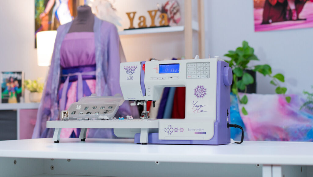 bernette 38 Yaya Han Edition - Sewing Machine